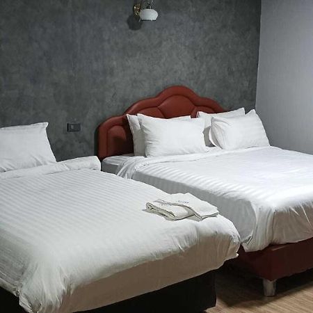 Kun Hotel Nakhon Ratchasima Extérieur photo