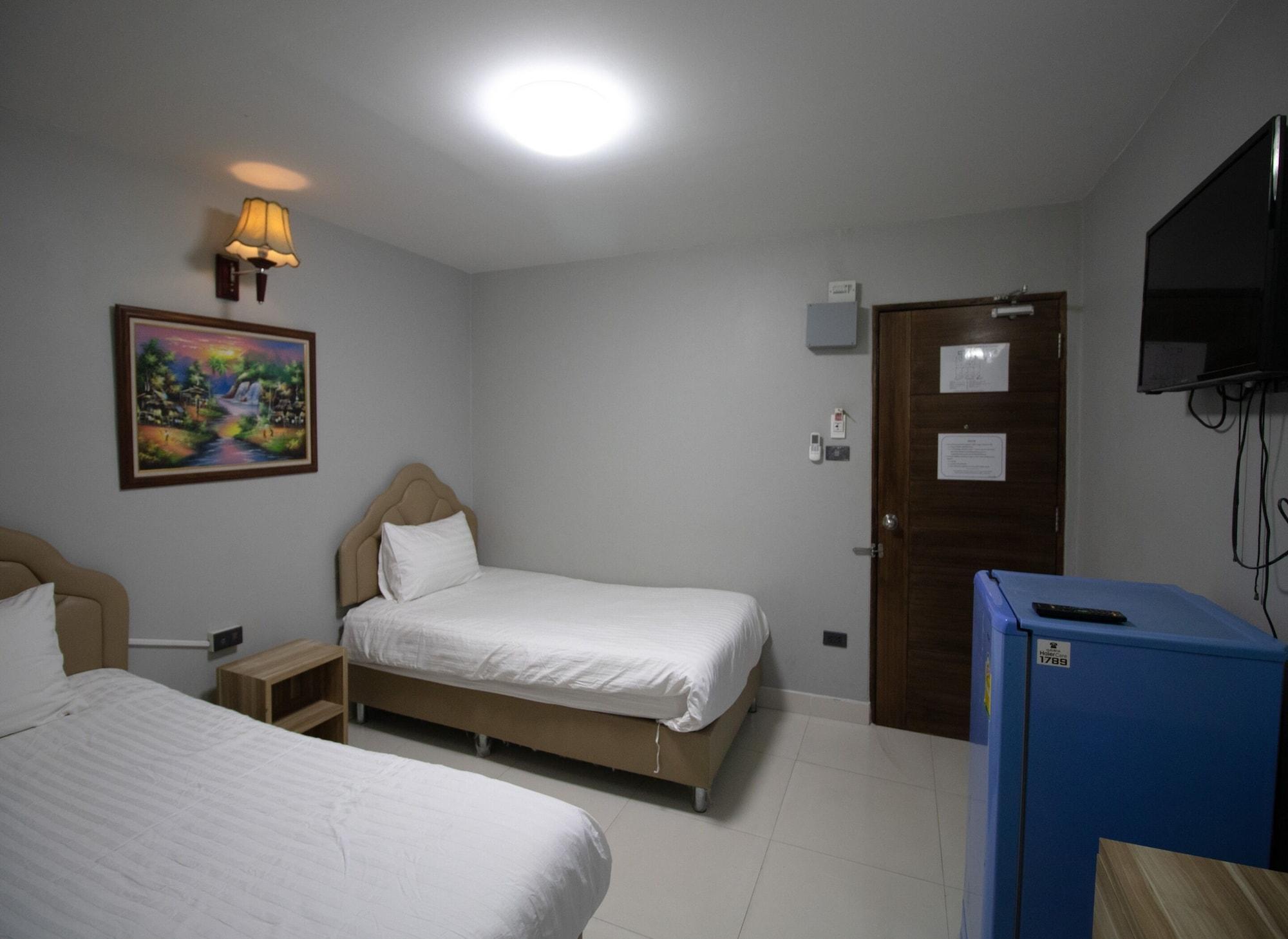 Kun Hotel Nakhon Ratchasima Extérieur photo