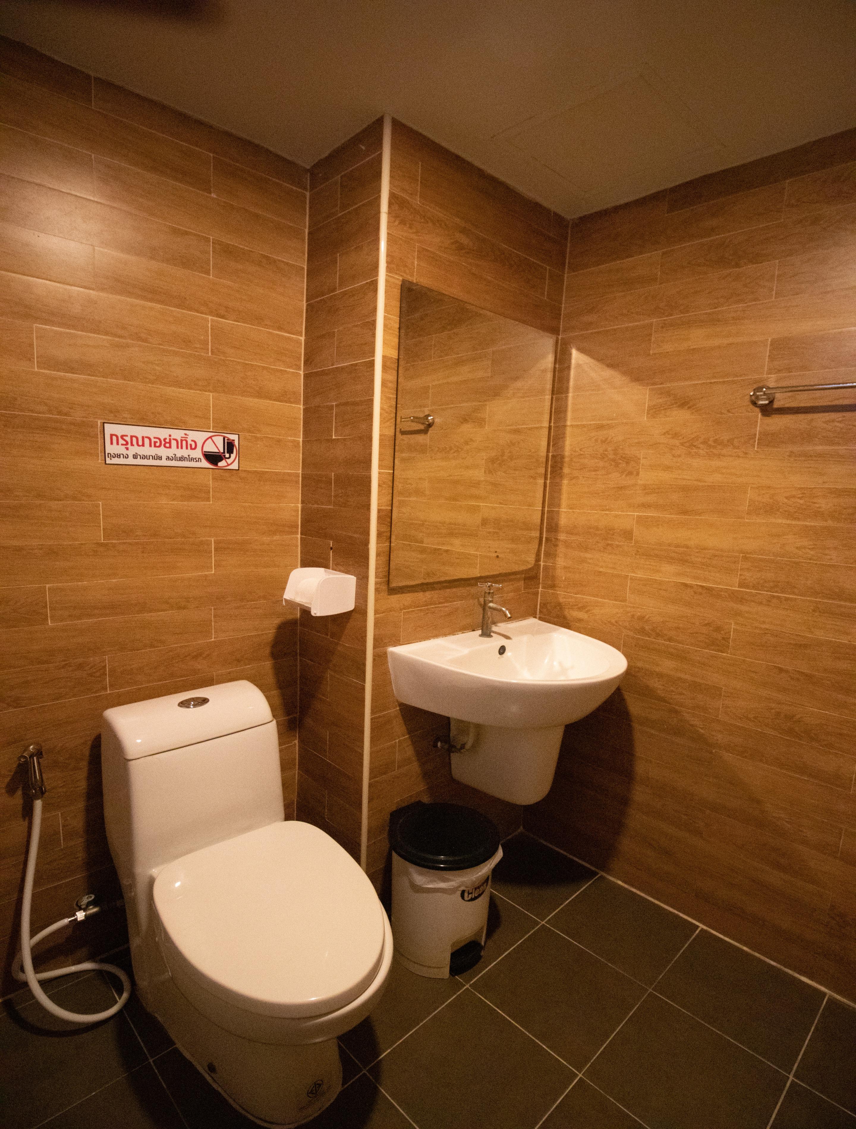Kun Hotel Nakhon Ratchasima Extérieur photo
