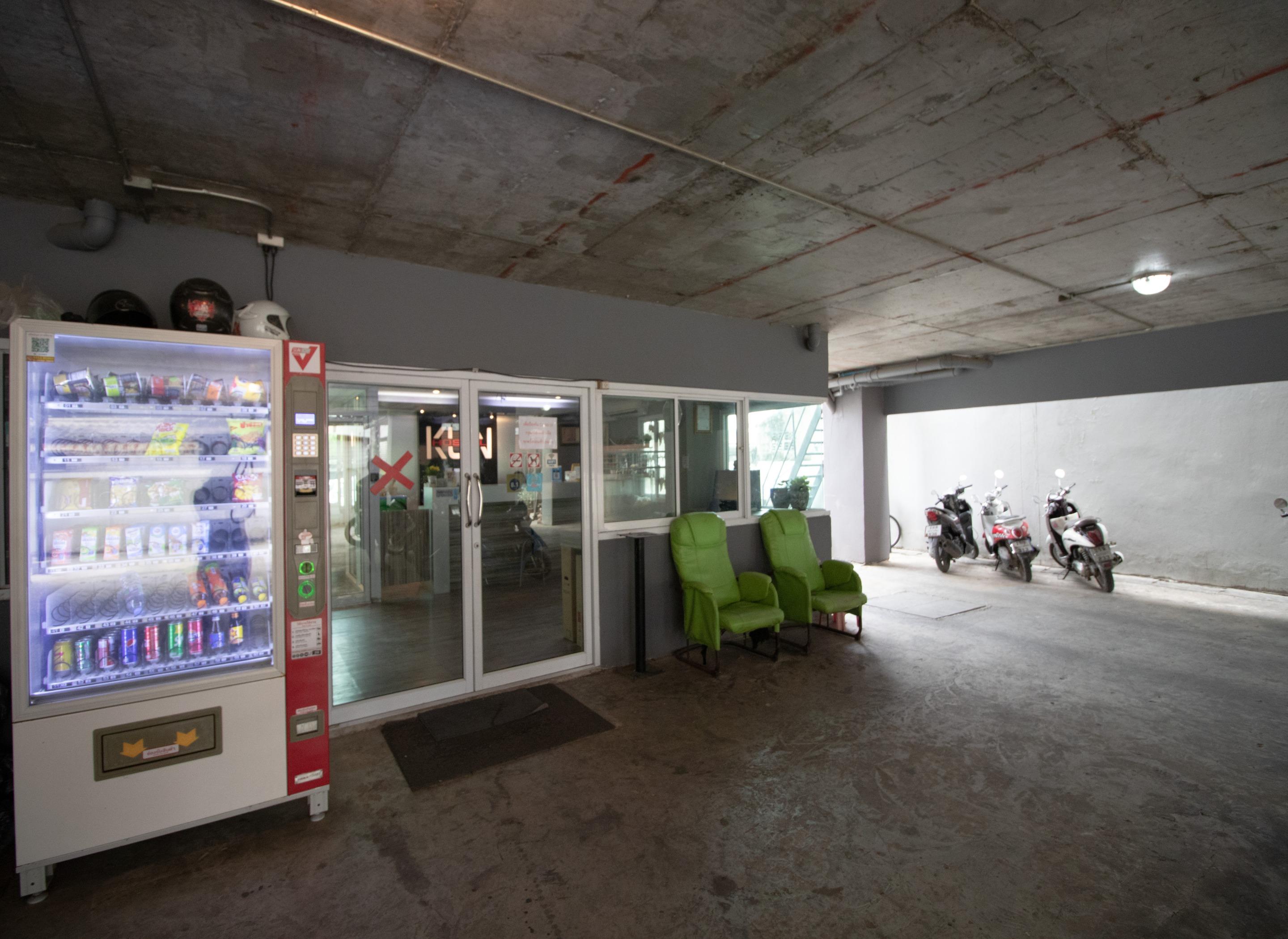 Kun Hotel Nakhon Ratchasima Extérieur photo